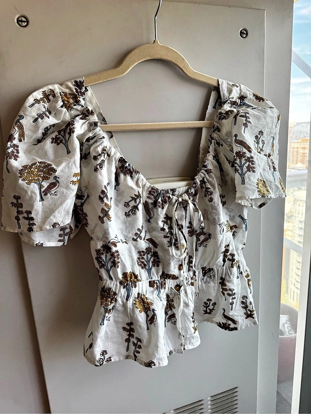 Ciao Lucia Ezio Top Meadow Print White Floral Puff Sleeve Cotton Size XS